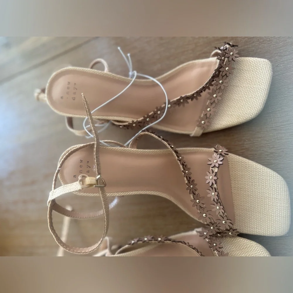 NWT a new day women’s shoes mirabel strappy heels - Picture 11 of 11